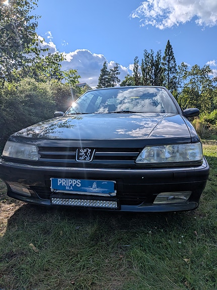 Peugeot 605 2 of 5