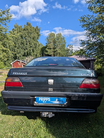 Peugeot 605 3 of 5