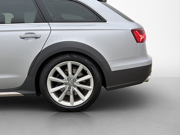 Audi A6 allroad 29 of 30