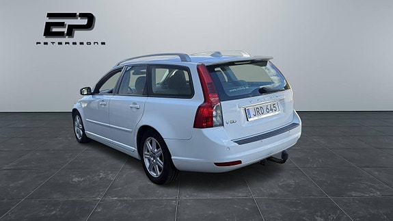 Volvo V50 5 of 9
