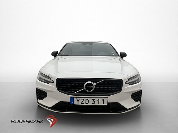 Volvo S60 2 of 5