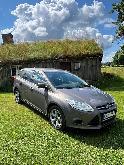Ford Focus 2 of 5