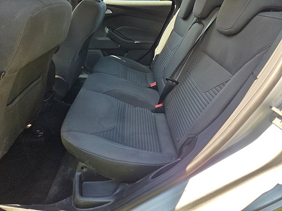 Ford Focus 9 of 10
