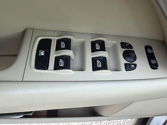 Volvo V70 20 of 22