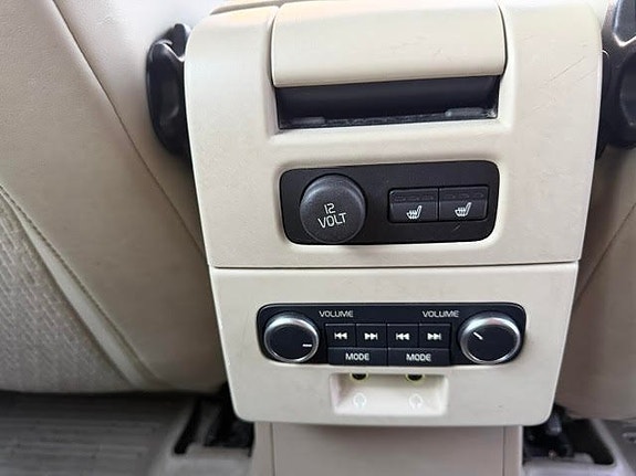 Volvo V70 19 of 22