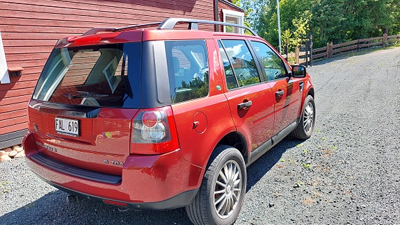 Land Rover Freelander 2 2 of 9