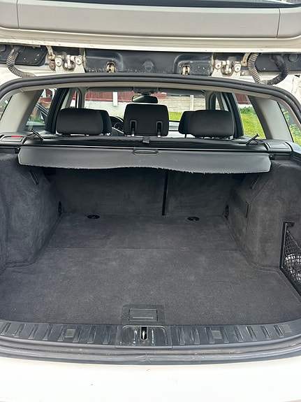 BMW 318i 7 of 8