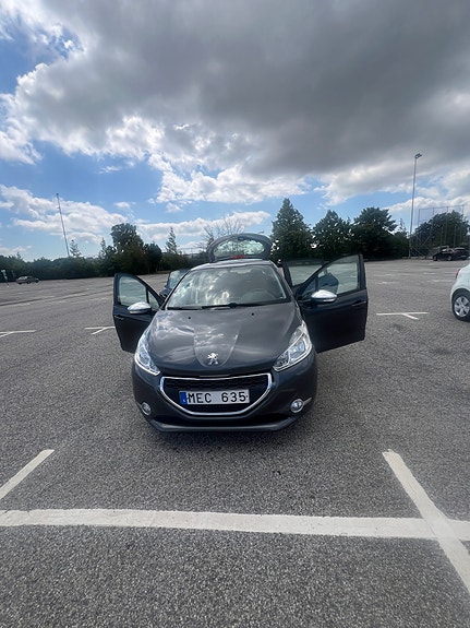 Peugeot 208 8 of 8