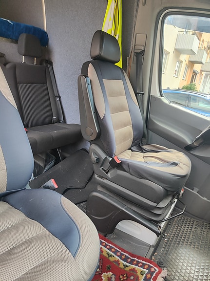 Volkswagen Crafter 35 3 of 5