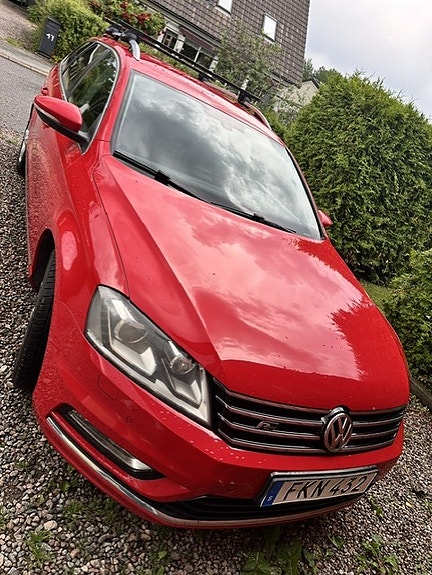Volkswagen Passat 4 of 9