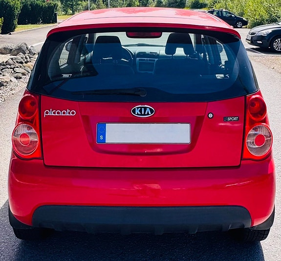 Kia Picanto 3 of 8