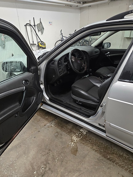Saab 9-5 11 of 14
