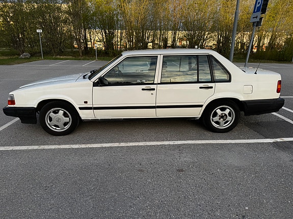 Volvo 940 7 of 9