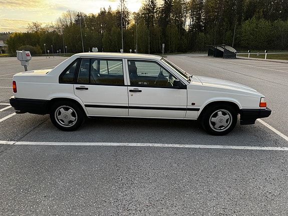 Volvo 940 4 of 5