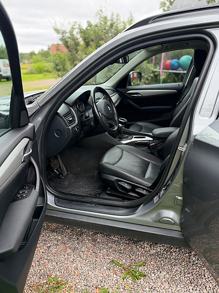 BMW X1 5 of 5