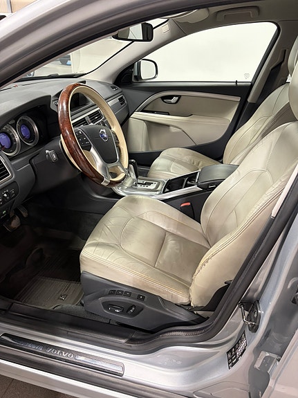Volvo S80 5 of 8