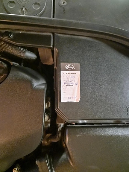 Volvo V70 10 of 30