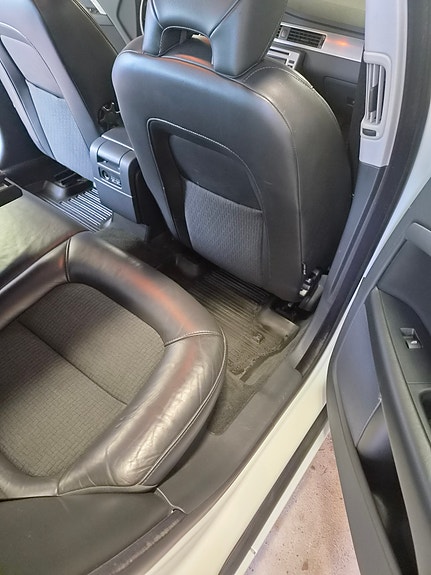 Volvo V70 23 of 30