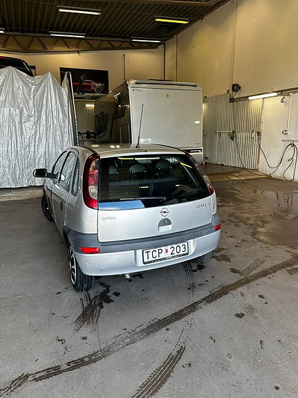 Opel Corsa 4 of 5