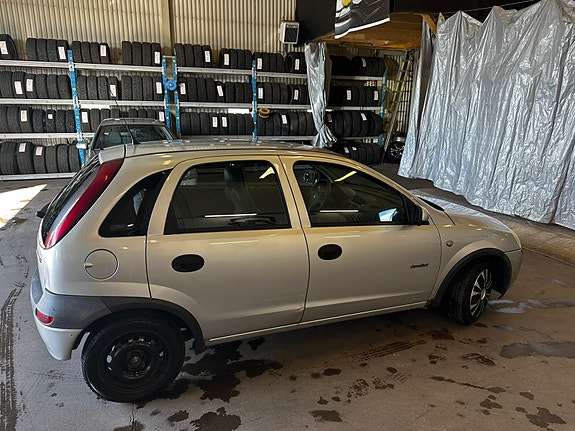 Opel Corsa 5 of 5