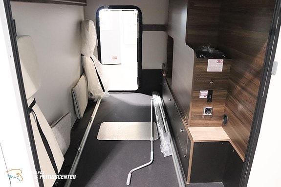 Laika Ecovip L4009DS Solpanel / 4250kg 18 of 18