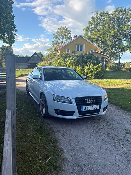 Audi A5 3 of 7