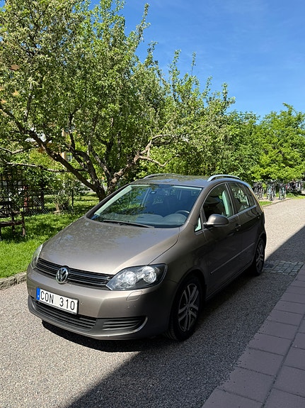 Volkswagen Golf Plus 2 of 13