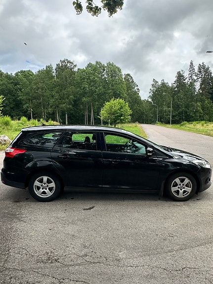 Ford Focus 4 of 5