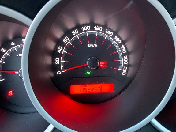 Kia Venga 3 of 5