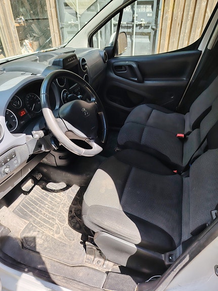 Peugeot Partner 6 of 8