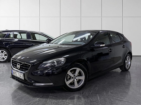 Volvo V40 9 of 18