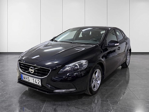 Volvo V40 7 of 18