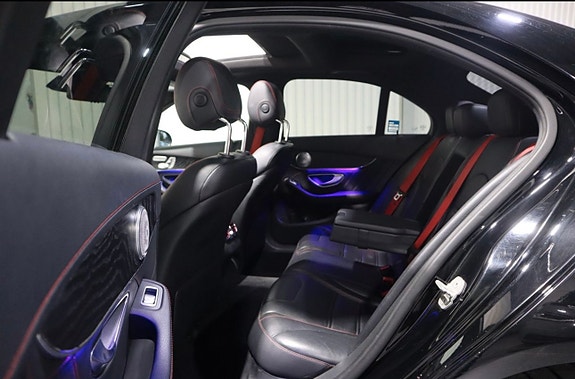 Mercedes-Benz C450 15 of 17