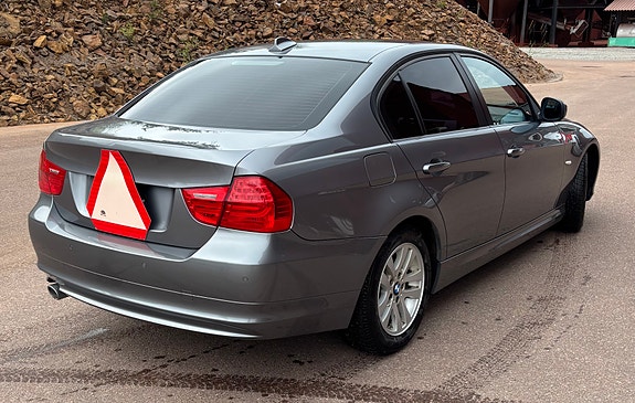 BMW 320d 11 of 11