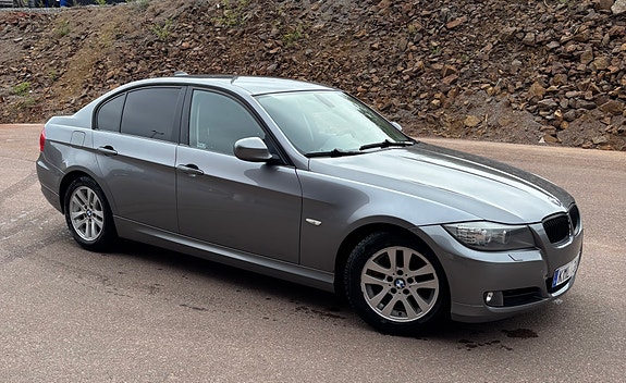BMW 320d 10 of 11