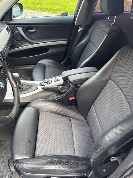 BMW 320d 3 of 11
