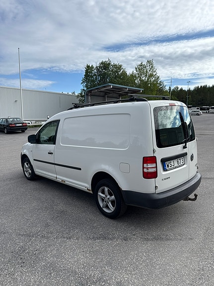 Volkswagen Caddy Maxi 4 of 5