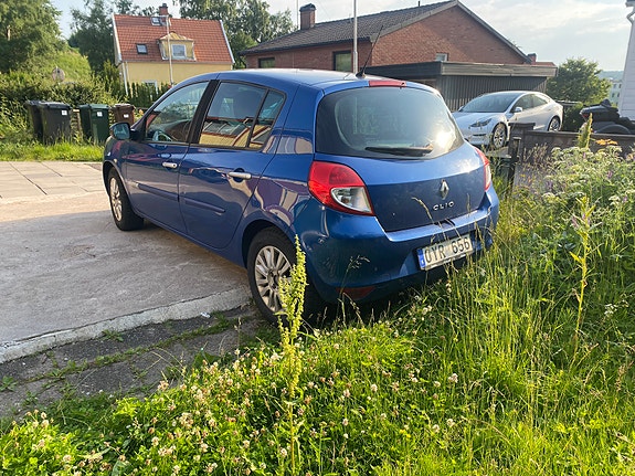Renault Clio 3 of 8