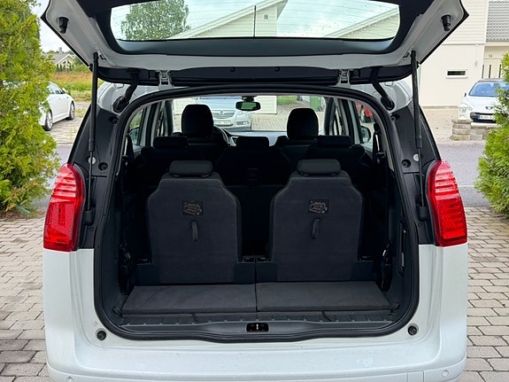 Peugeot 5008 9 of 16