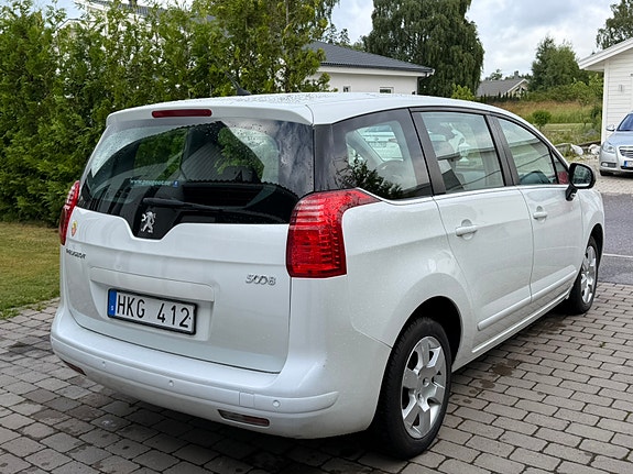 Peugeot 5008 6 of 16