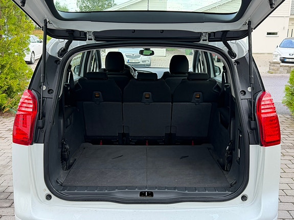 Peugeot 5008 7 of 16