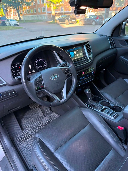 Hyundai Tucson 4 of 5