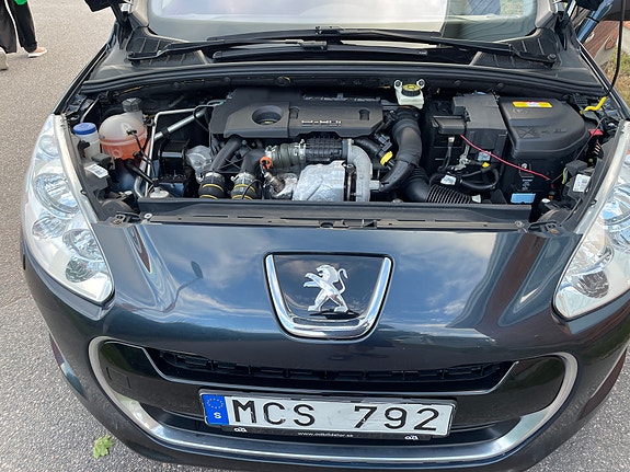 Peugeot 308 SW 5 of 5