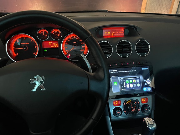 Peugeot 308 SW 4 of 5