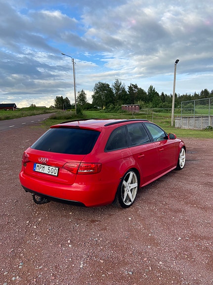 Audi A4 4 of 5