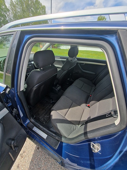 Audi A4 10 of 11