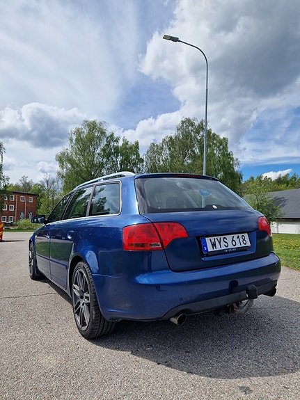 Audi A4 3 of 5