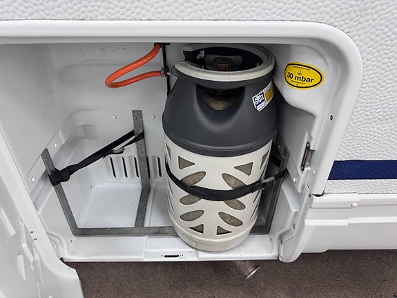 Dethleffs Fiat Ducato 2,8 JTD. Nybes/Ny kamrem/Fukttestad ua 22 of 27