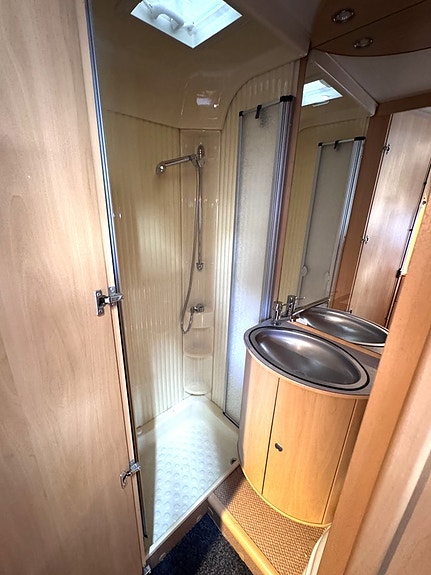 Dethleffs Fiat Ducato 2,8 JTD. Nybes/Ny kamrem/Fukttestad ua 19 of 27