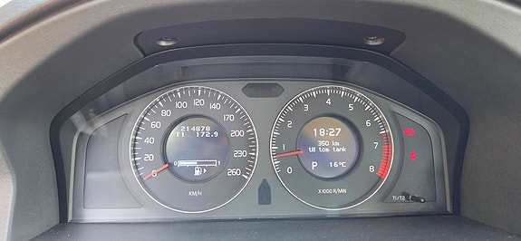 Volvo S80 3 of 5